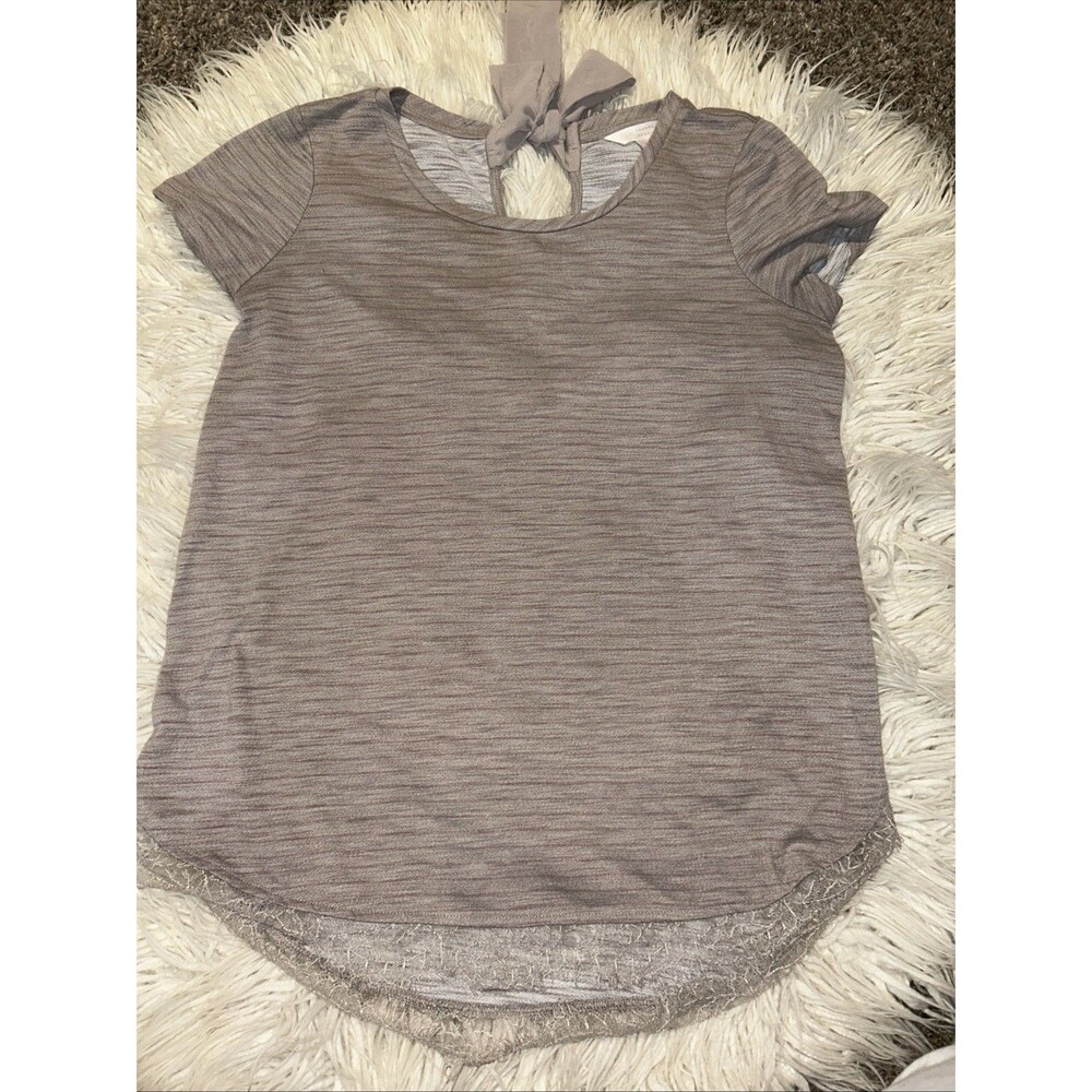 Medium LC Lauren Conrad Women's Dusty Purple Tie Back Short Sleeve Top Lace Trim